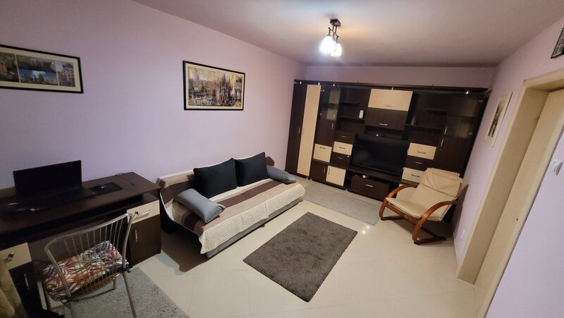 Lacul Tei, deosebit, proprietar, contract, liber 20 sept